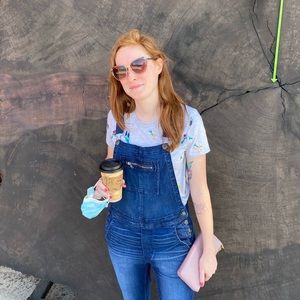 Meet your Posher, Valerie